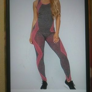 NEW MIX Tank top/Capri set.  Fuchsia color.